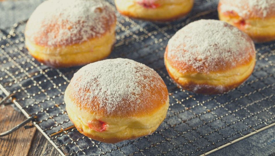 fat-thursday-doughnut-spree fat-thursday-doughnut-spree