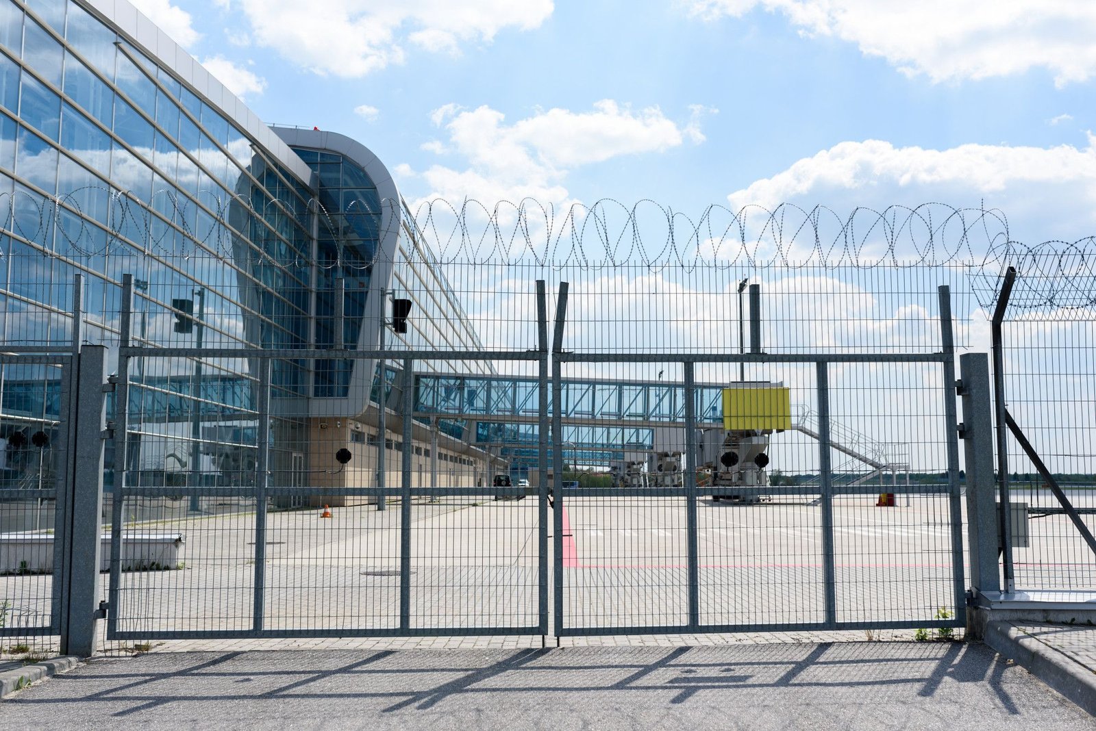 11-venezuelans-holding-forged-schengen-visas-detained-in-panama