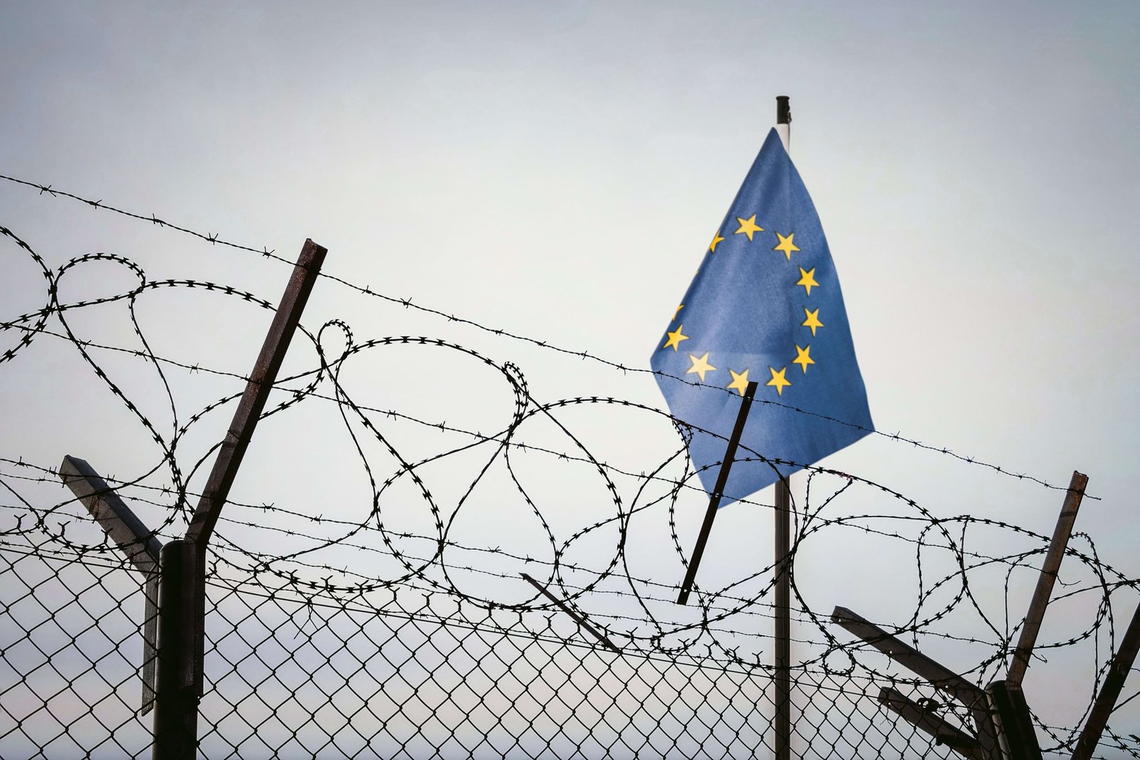 eu-removes-the-right-to-enter-the-bloc-to-6-people-involved-in-attacks-against-israel.jpg
