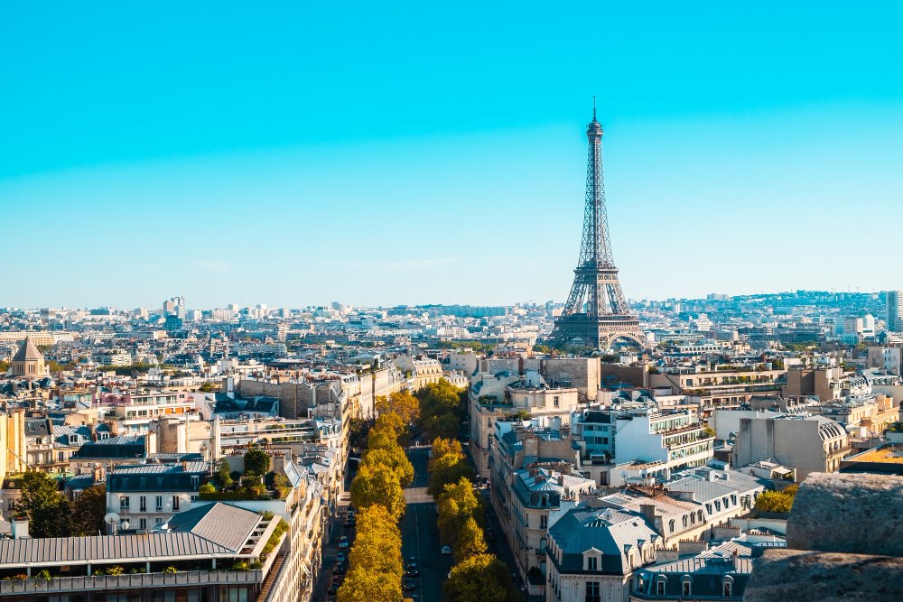 france-eases-eu-blue-card-requirements-for-skilled-foreign-professionals.jpg
