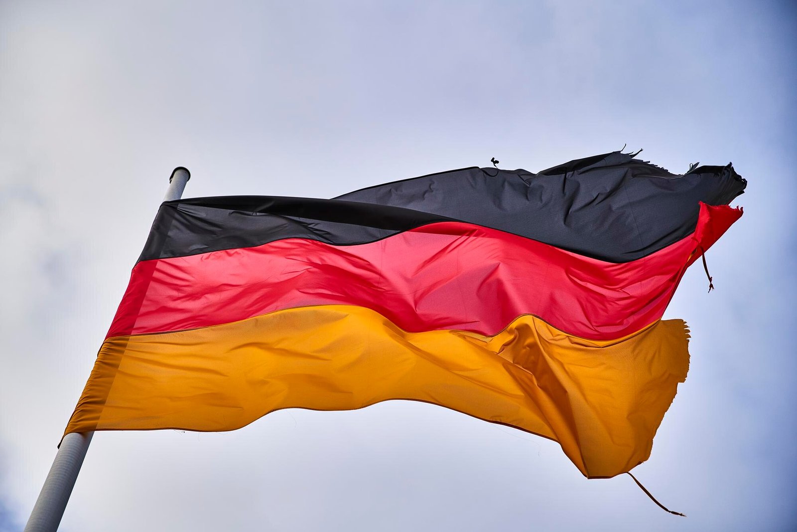 germany-raises-salary-threshold-for-eu-blue-card-applicants-in-2025.jpg germany-raises-salary-threshold-for-eu-blue-card-applicants-in-2025.jpg