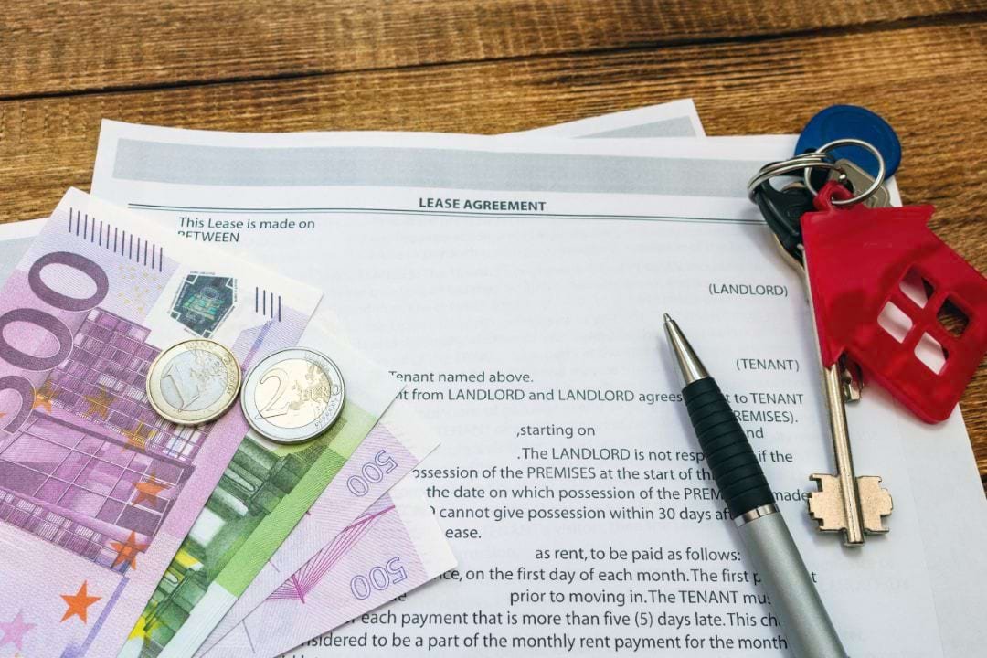immigrants-in-portugal-forced-to-pay-brokers-to-secure-residence-permit-appointments.jpg