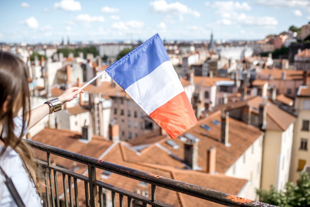 in-demand-occupations-in-france-for-international-job-seekers-2025.jpg