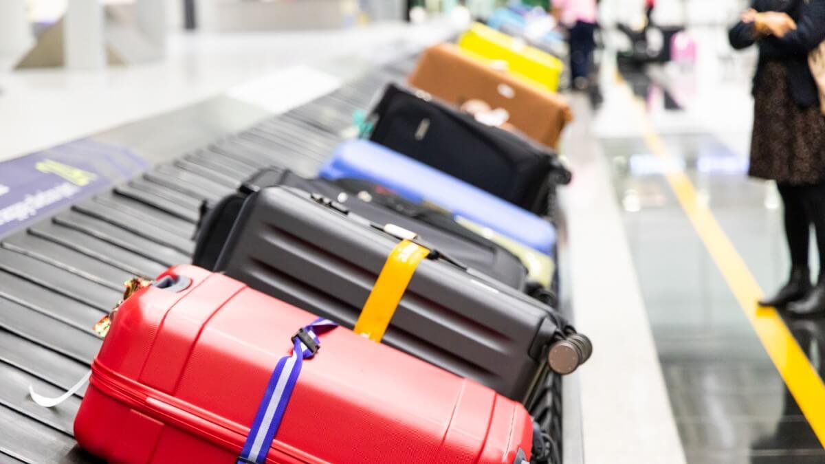 italian-ministry-of-infrastructure-warns-passengers-to-pack-light-to-avoid-long-waits