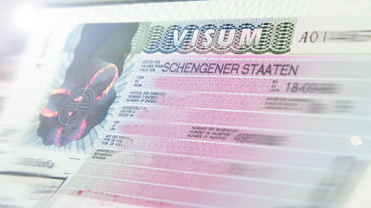 kuwait-calls-on-its-citizens-to-obtain-schengen-visas-legally