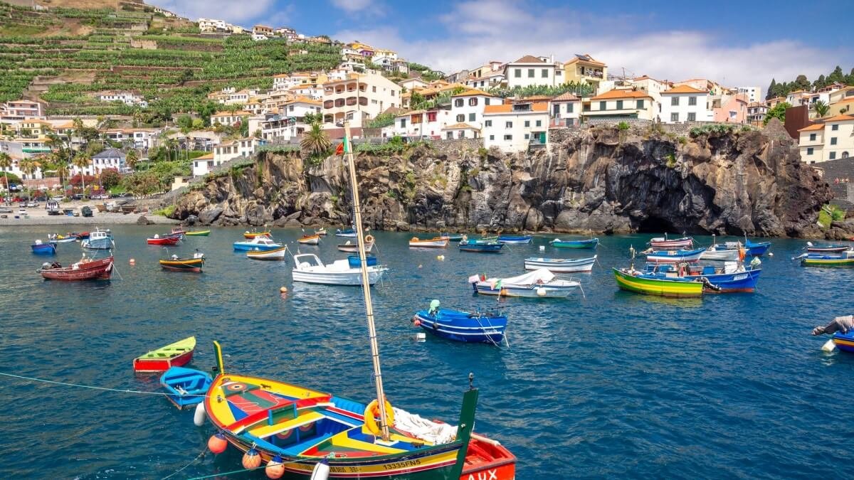 madeira-removes-mask-requirement-enabling-travellers-to-fully-enjoy-their-trip madeira-removes-mask-requirement-enabling-travellers-to-fully-enjoy-their-trip