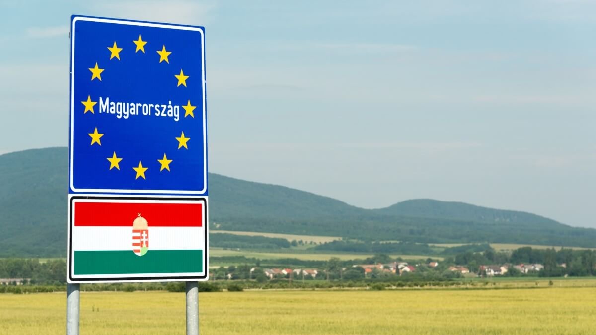 more-than-24-000-ukrainian-refugees-entered-hungary-over-the-weekend