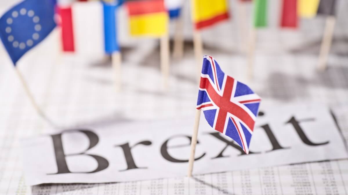 number-of-eu-citizens-in-uk-drops-significantly-after-brexit- number-of-eu-citizens-in-uk-drops-significantly-after-brexit-