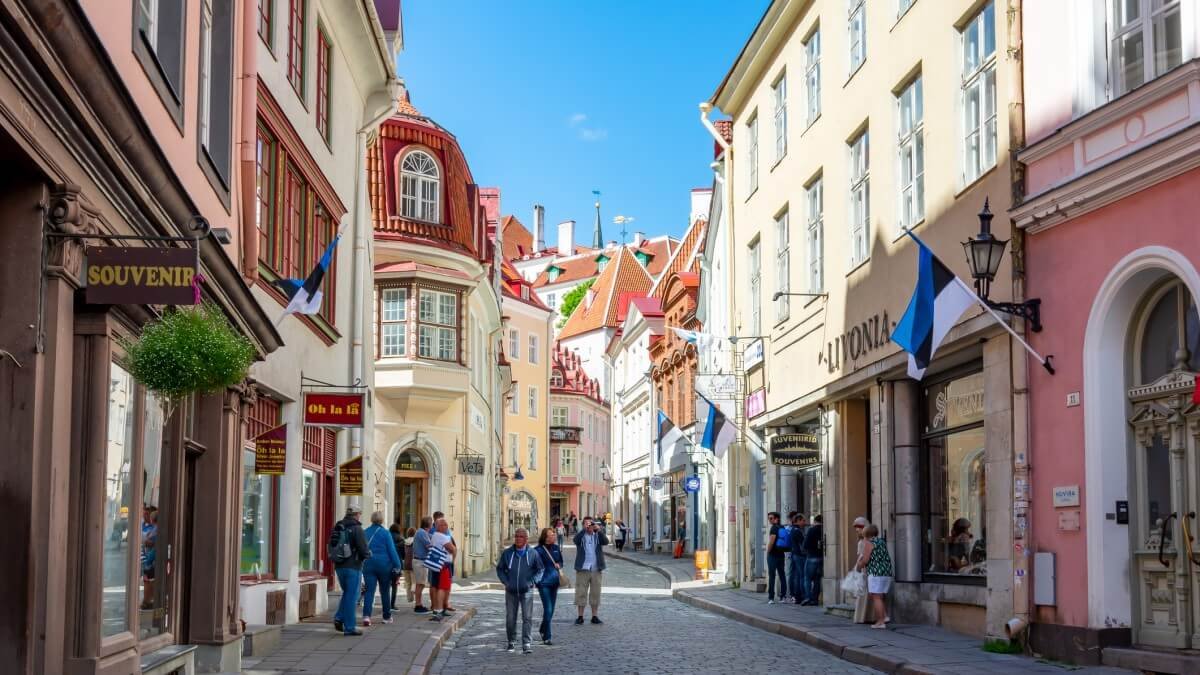 number-of-tourists-to-estonia-has-not-increased-even-after-russias-abolishment-of-covid-restrictions number-of-tourists-to-estonia-has-not-increased-even-after-russias-abolishment-of-covid-restrictions