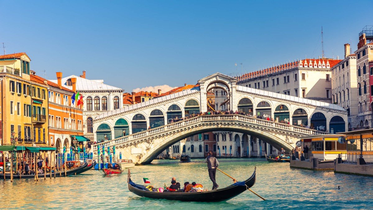 population-in-venice-drops-to-an-all-time-low-due-to-mass-tourism