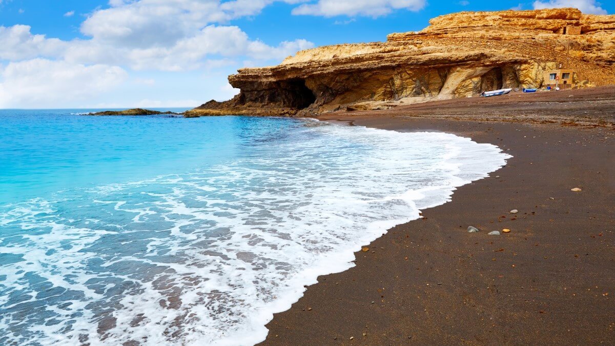 spain-may-require-travellers-to-show-they-have-at-least-750-to-cover-holidays