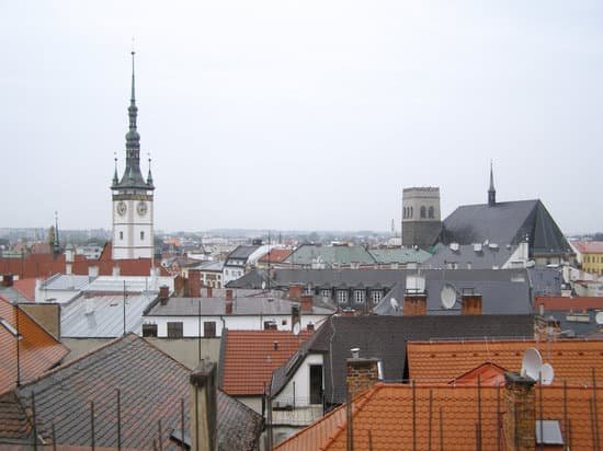 internationals-with-expired-visas-can-legally-stay-in-czech-republic-until-july-17.jpg internationals-with-expired-visas-can-legally-stay-in-czech-republic-until-july-17.jpg